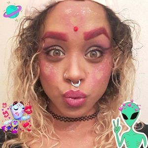 Meet your Posher, Lynelle